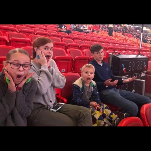 Meet your Posher, Katey,Emmy,and Colby - Picture 4 of 4